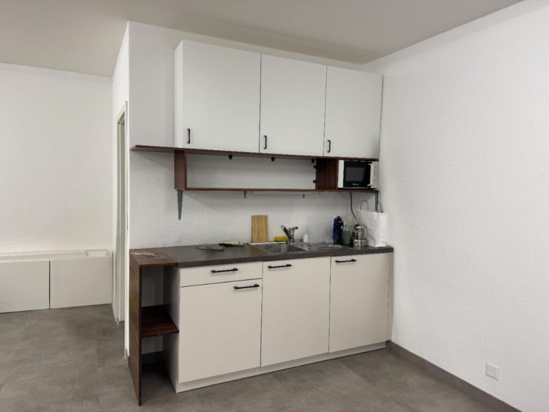 Administratif/Bureau 1.5 pièces 156.35 m2 à Puidoux-Gare