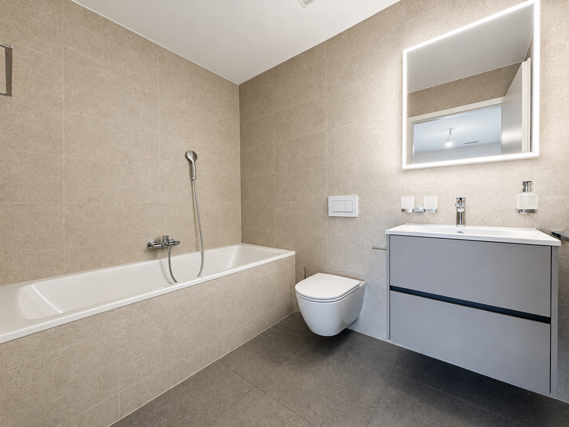 b043ddf5eac8b2d49f7d4e132954347c PPE Traménaz lot 237-6 appartement 3.5 pièces au 1er sur rez